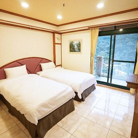 Xanadu Hostel Yisheng Екстериор снимка