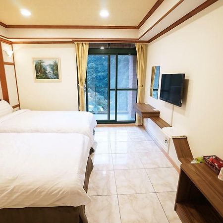 Xanadu Hostel Yisheng Екстериор снимка